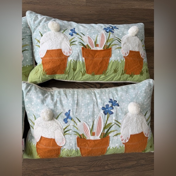 Spring/ easter pillows 4 - Picture 2 of 3